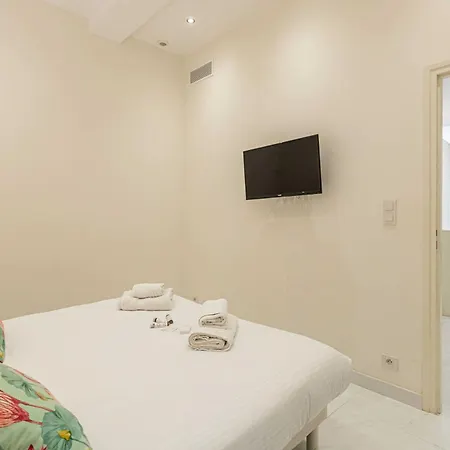 Beautiful Two Bedroom Near Croisette Apartment *