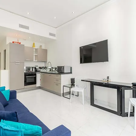 Beautiful Two Bedroom Near Croisette * Cannes
